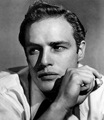 Marlon Brando - mit Zigarette